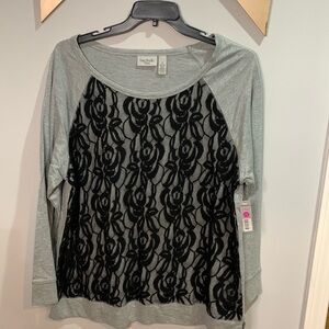Bay studio, gray sweatshirt with black lace overlay size 1X